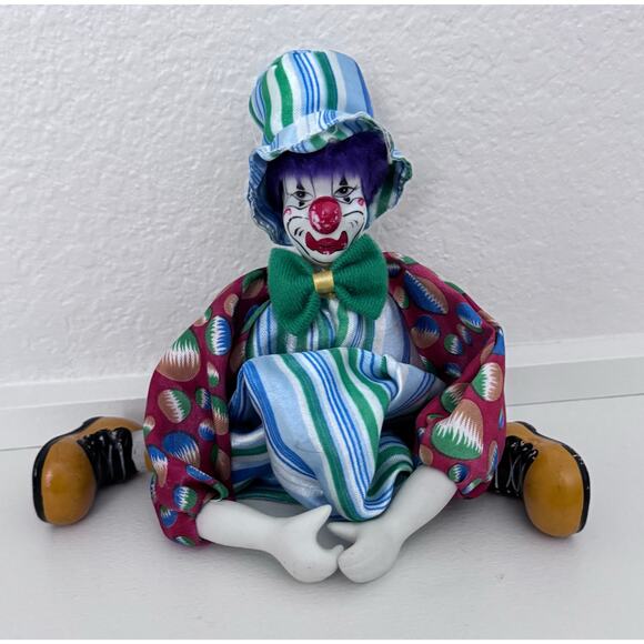 Vintage Porcelain Clown Doll – 14” - Picture 8 of 9